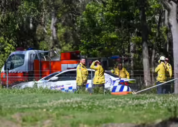 Sydney’de havada iki uçak çarpıştı: 3 kişi hayatını kaybetti