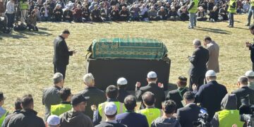 Hocaefendi’nin vefatı dünya basınında: ‘Binlerce kişi Fethullah Gülen için yas tutuyor’