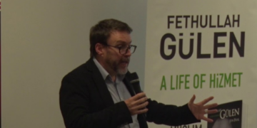 Avustralyalı Profesör Greg Barton Gülen’i yazdı: “Bir Protestan olarak ‘iyi insan’ olma çabam, Hocaefendi sayesinde güçlendi”