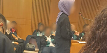 Uluslararası gözlemciler takip ettiği ‘Kız Çocukları Davası’nda hakimden trajikomik soru