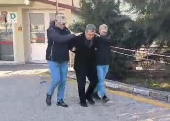 Ters kelepçe takılan bu şahıs ihraç hakim