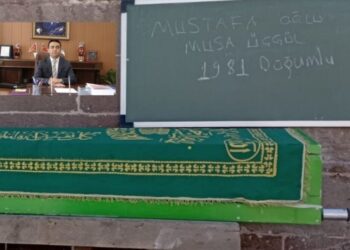 Arkadaşı anlatıyor: İnşaat iskelesineden düşerek hayatını kaybeden KHK’lı Vali Yardımcısı Musa Üçgül toprağa verildi