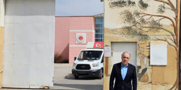 9 yıldır yatıyorlar: Milletvekili Yeneroğlu, Tekin İpek ve Memduh Boydak’ı cezaevinde ziyaret etti
