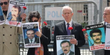 İstanbul Baro Başkanı Prof.Dr. İbrahim Kaboğlu, Cumartesi Anneleri eyleminde: Barışın önkoşulu adalettir 