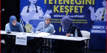 AUF’un münazara ve hitabet yarışmasına katkı: Avustralya’da Türkçe eğitimine anlamlı atkı