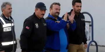 Cezaevinde beyin kanserine yakalandı: KHK’lı emniyet müdürü Cengiz Çakıltepe vefat etti