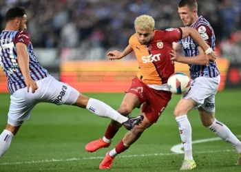 Galatasaray, Trabzon’da kazandı: Şampiyonluk için 1 puan yetecek