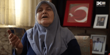 ‘Kurgu Darbesi’ gecesinde evlat acısı yaşayan şehit Üsteğmen Annesi: Kızım, damadım, oğlum ihraç edildi, küçük oğlum da köprüde öldürüldü