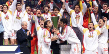 Hakan Şükür’den ‘UEFA Kupası’ sitemi: “Buna sebep olanlara hakkım varsa haram olsun”