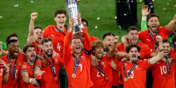 Galatasaraylı Morata penaltıyı kaçırdı, zafer  bir kez daha Portekiz