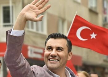 Özgür Özel’den gözyaşları içinde: Birlikte hayaller kurduğum yol arkadaşımı kaybettim