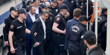 İBB’ye 5. dalga operasyonu: CHP’li 5 belediye başkanı dahil 22 kişi tutuklandı