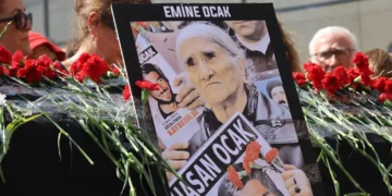 Emine Ocak Galatasaray Meydanı’ndan uğurlandı: Adalet sağlanmadan gittiler