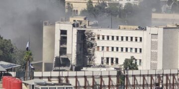 İsrail, Şam’da Cumhurbaşkanlığı ve Genelkurmay Başkanlığı binalarını vurdu