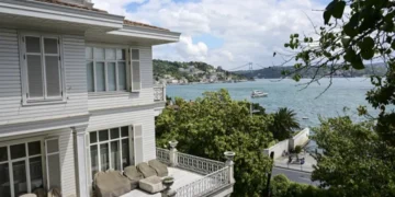 İpek ailesinden gasp edilen Beyaz Köşk’e üçüncü ihalede de alıcı çıkmadı