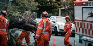 Victoria’da şiddetli rüzgârlar hayatı felç etti