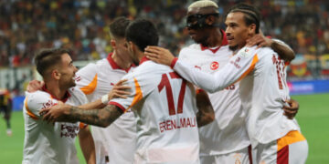 Galatasaray 4 gollü galibiyetle Kayseri’den dönüyor