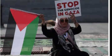 Sydney boğaz köprüsünden dünyaya: Gazze’deki zulme ‘dur’ deyin