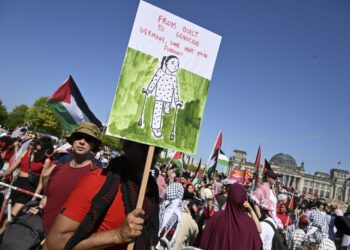 Almanya’nın Düseldorf ve Hannover Belediyeleri, Gazze’den çocukları kabul edecek