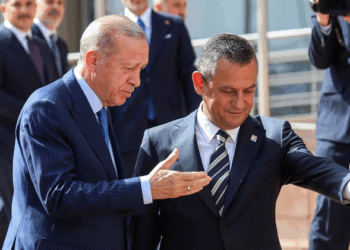 Özgür Özel’den Erdoğan’a: Lan sen Aydın’da tekme tokat kovuldun, böyle mi alacaksın?