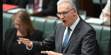 Avustralya Federal İçişleri Bakanı Burke’den Netanyahu’ya sert cevap