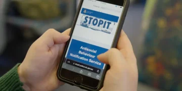 Victoria’da STOPIT Uygulaması 3 yılı geride bıraktı: Şimdiye kadar 5 bin 700’ün üzerinde ihbar yapıldı