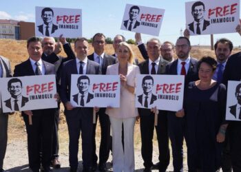 Avrupalı belediye başkanlarından Silivri’de Ekrem İmamoğlu’na destek açıklaması