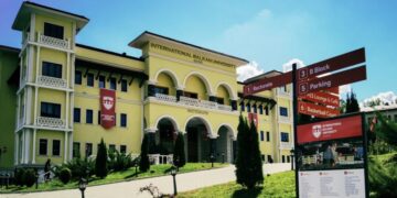 Eski büyükelçi, AKP’lilerin çakma üniversitesi için: Fakülte açılmadan YÖK tarafından denklik verildi