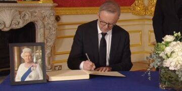 Başbakan Albanese, Avrupa’daki temaslarına İngiltere’den başladı