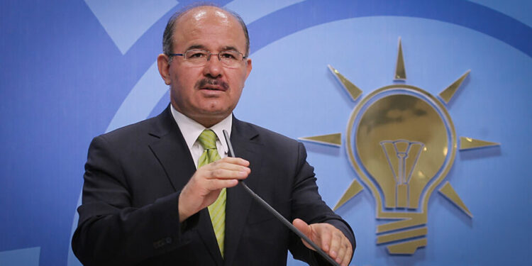 AK Parti Genel Başkan Yardımcısı Hüseyin Çelik.