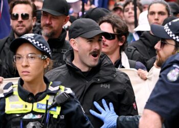 Nazi lideri Thomas Sewell, Avustralya’dan sınır dışı edilmeyle karşı karşıya