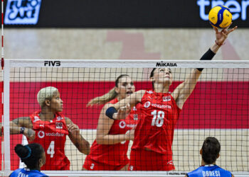 Son sete kadar savaşan A Milli Kadın Voleybol Takımı, ilk kez dünya ikincisi oldu