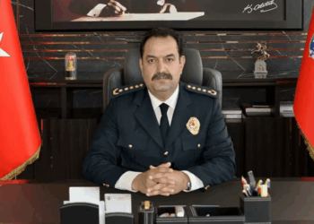 Rüşvet aldığı gerekçesiyle gözaltı kararı verilen Antalya Emniyet Müdürü kayıp