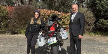 Motoruyla dünya turuna çıkan G.Merve Yüksel başkent Kambera’da