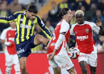 Fenerbahçe evinde Karagümrük’ü 2-1 yendi