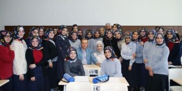 AKP iktidarında okul sayısı arttı ama  İHL’lerden kaçış sürüyor: 195 bin öğrenci okulu bıraktı