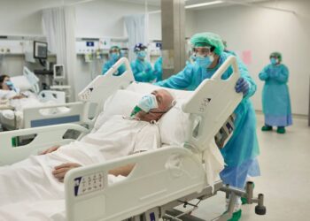 NSW’te sağlık krizi derinleşiyor: Hastanelerde yatak kapasitesi tükendi