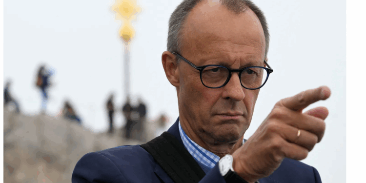 Friedrich Merz, siyasi veya dini nedenlerle zulme uğrayan kişilerin Almanya’da kalmaya devam edeceğini vurguladı.