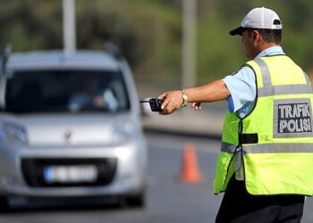 Erdoğan rejiminin Türkiye’si: Polis memuru 16 kilo uyuşturucuyla yakalandı