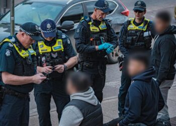 Victoria’da alışveriş merkezlerine sıkı denetim: Şubat’a kadar operasyonlar sürecek