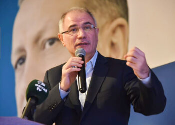 CHP’li Emir’den AKP’li Ala’ya: 15 Temmuz’da 2 saat Gürcistan hava sahasında dolaştınız mı?