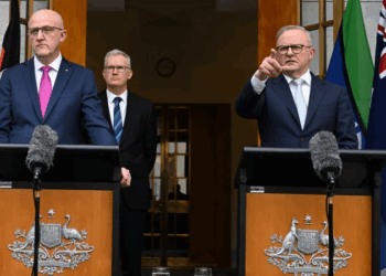 Başbakan Albanese: Radikalizm dini temsil etmez, İslam barış dinidir