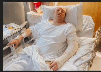 Devletin zirvesinden Ahmet’e ziyaret: Avustralya ‘Bondai kahramanı’ Suriyeliyi bağrına bastı