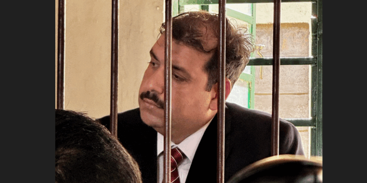 Kenya'da gözaltına alınan BM korumasındaki eğitimci Mustafa Güngör'ün Türkiye'ye iade edilme riski sürüyor.