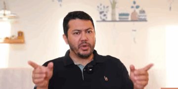 NASA’da bilim adamı, Türkiye’de “terörist”: Serkan Gölge cezaevi hücrede yaşadıklarını anlattı