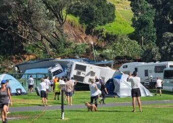 Yeni Zelanda’da kamp alanında heyelan: Çok sayıda kişi kayıp