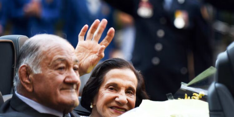 Yeni Güney Galler’in ilk kadın valisi olan ve 14 yıl boyunca görev yapan Dame Marie Bashir, 91 yaşında yaşamını yitirdi.