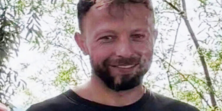 Üç yıl önce İsviçre’ye sığınan eski asker Yaşar Akkoyun, sığınma merkezi olarak kullanılan eski kanton hastanesinde kalıyordu