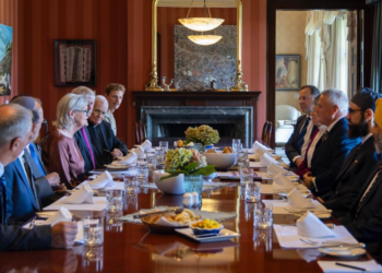 Dinî Danışma Kurulu Üyelerini kabul eden Genel Vali: Birlik, inançlarımızın çeşitliliğinde hayat bulur