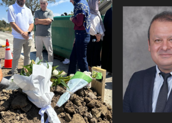 Gazi öğretmen Melbourne’de dualarla son yolculuğuna uğurlandı